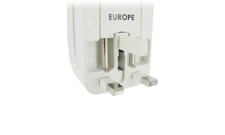 Universal Voltage Adapter - Image 5